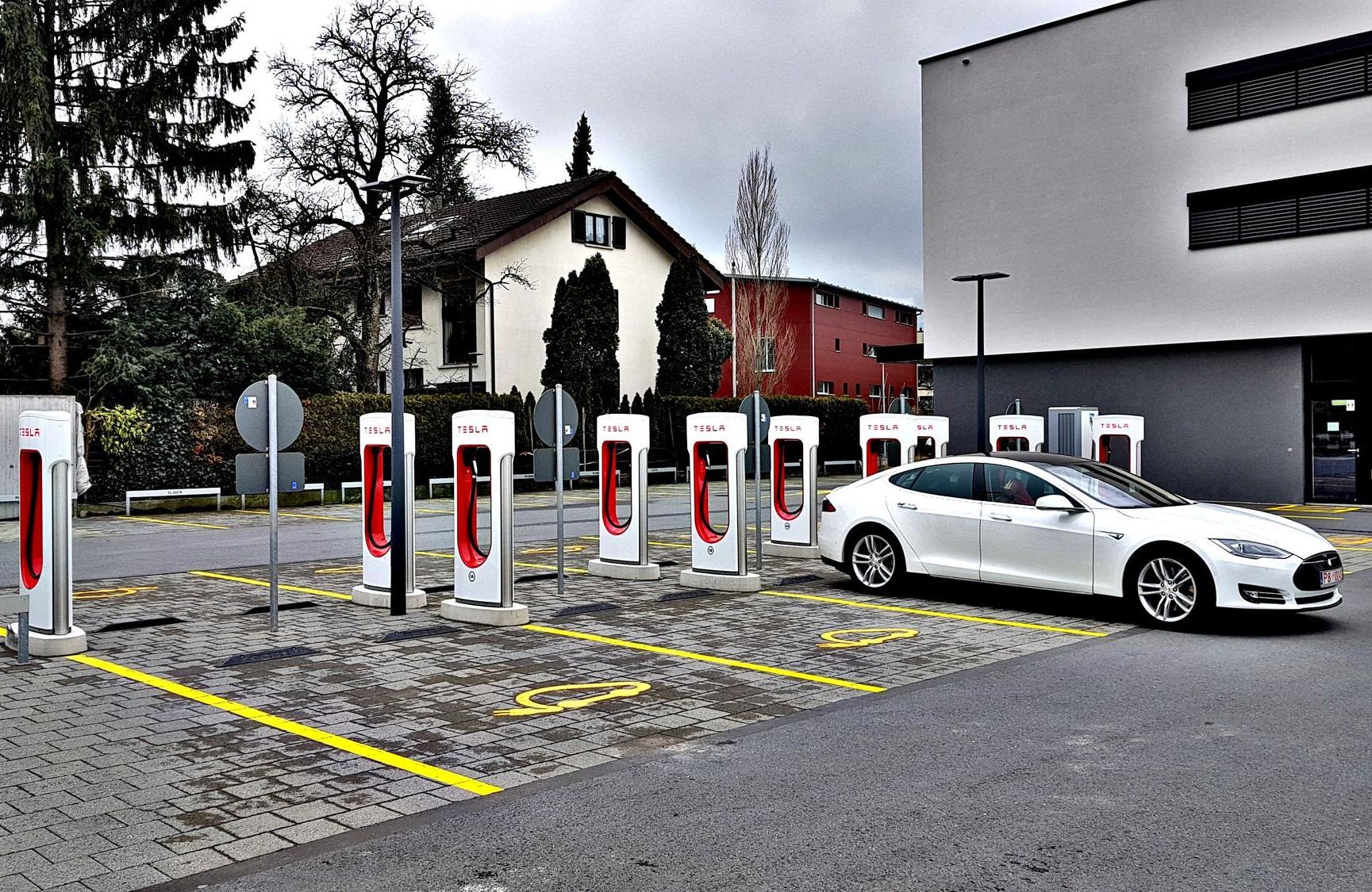 LIECHTENSTEIN badge icon